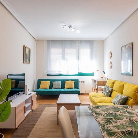 Apartamento Centrico Con Wifi Y Parking De Coche Tamano Medio Onís 외부 사진