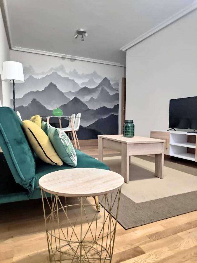 Apartamento Centrico Con Wifi Y Parking De Coche Tamano Medio Onís 외부 사진