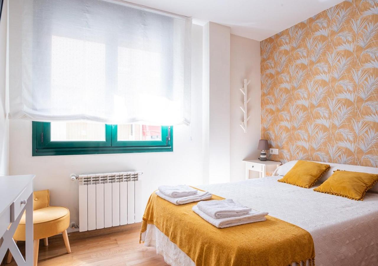 Apartamento Centrico Con Wifi Y Parking De Coche Tamano Medio Onís 외부 사진